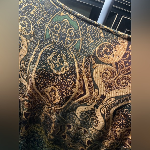 Beautiful business like light weight shirt size m - Picture 7 of 8